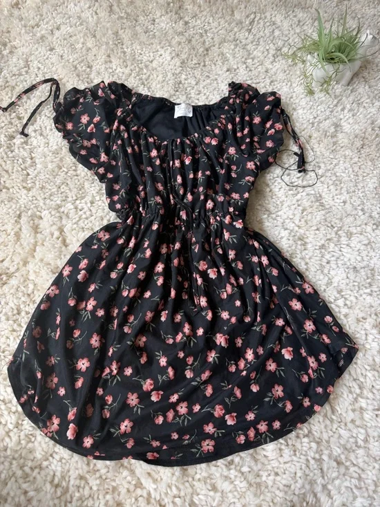 Siren Lily Black Floral Peasant Blouse with Pink Flowers - Picture 3 of 4
